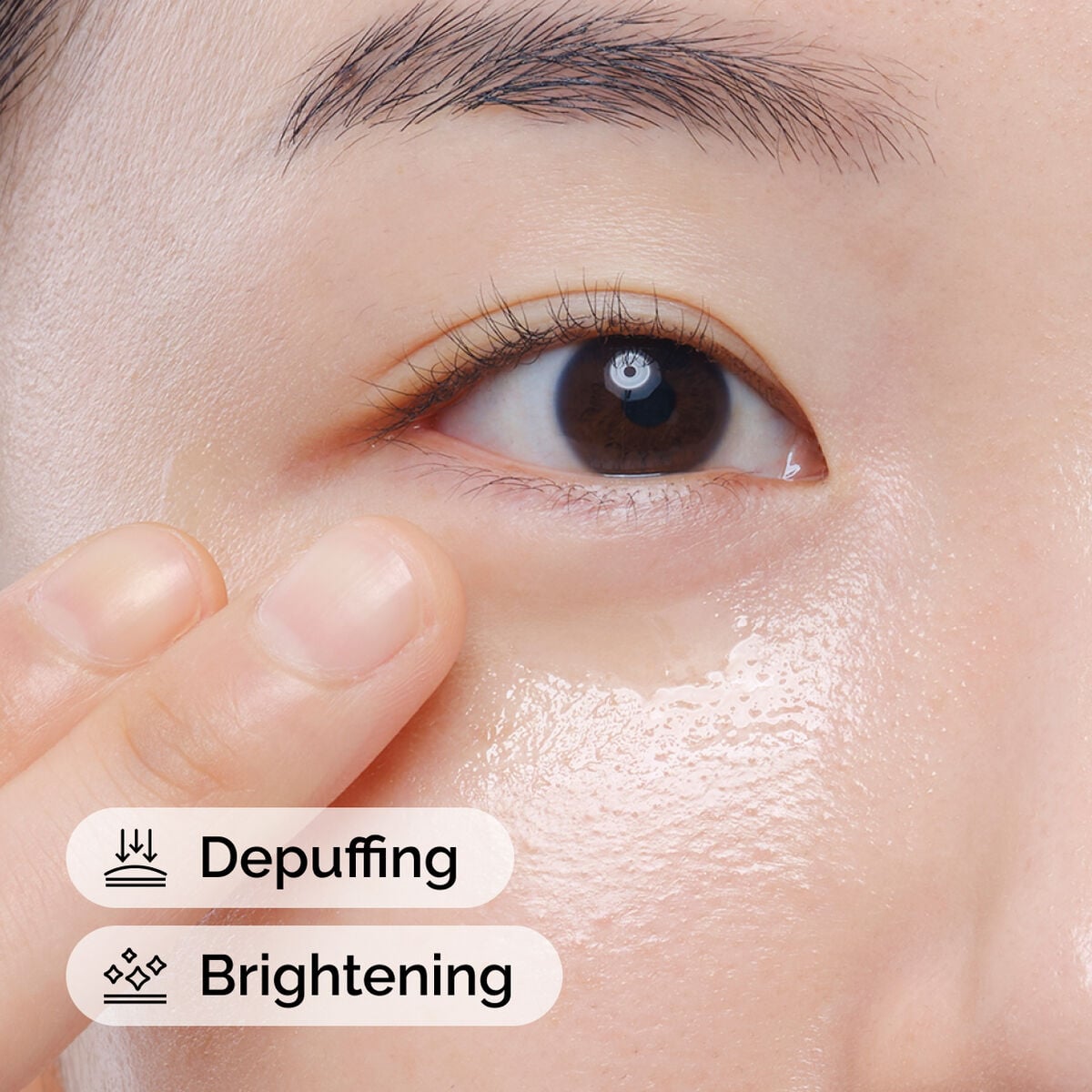 caffeine-solution-5-egcg-eye-serum-s6 ord-caffeine-solution-egcg-model-application-with-benefits.jpg